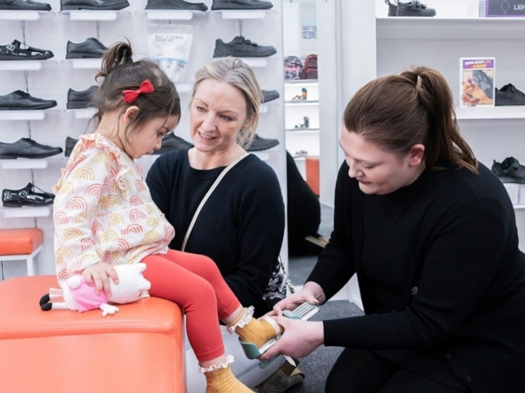 Comprar sabates infantils en botiga